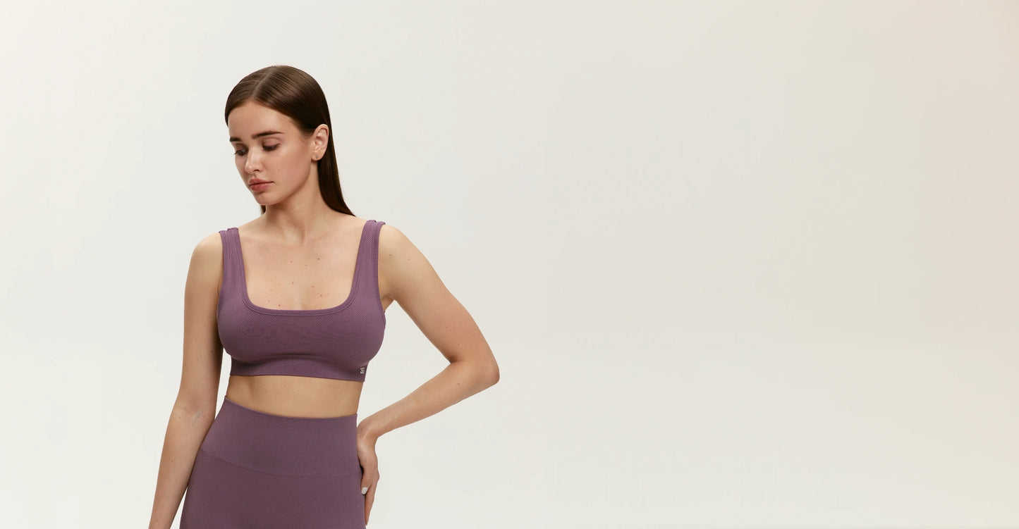 SEAMLESS RIBBED SHORTS PLUM