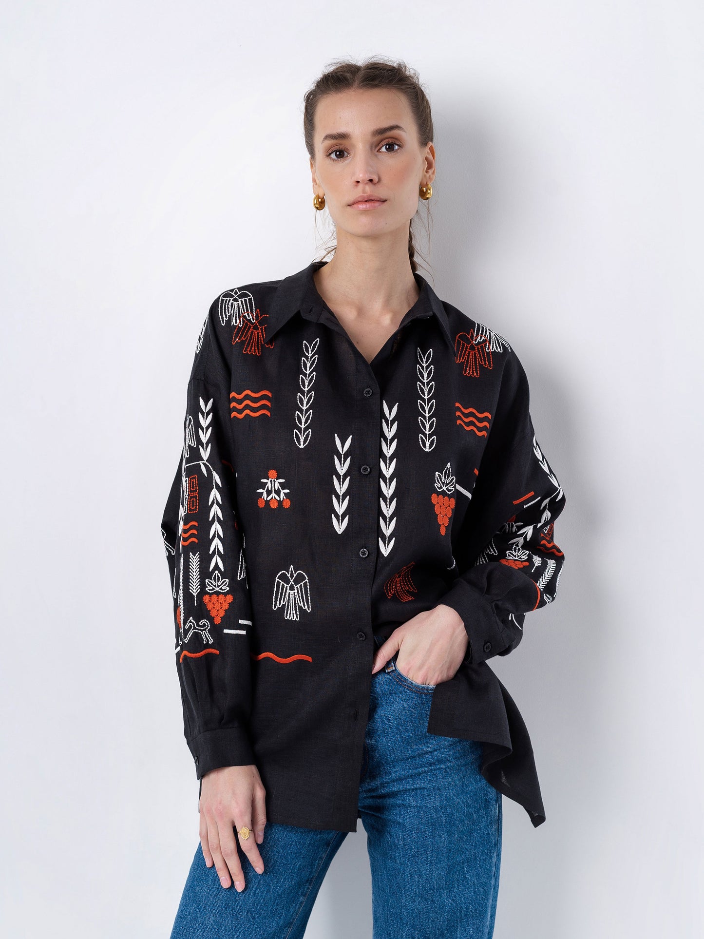 Black linen embroidered shirt SLOVO BLACK