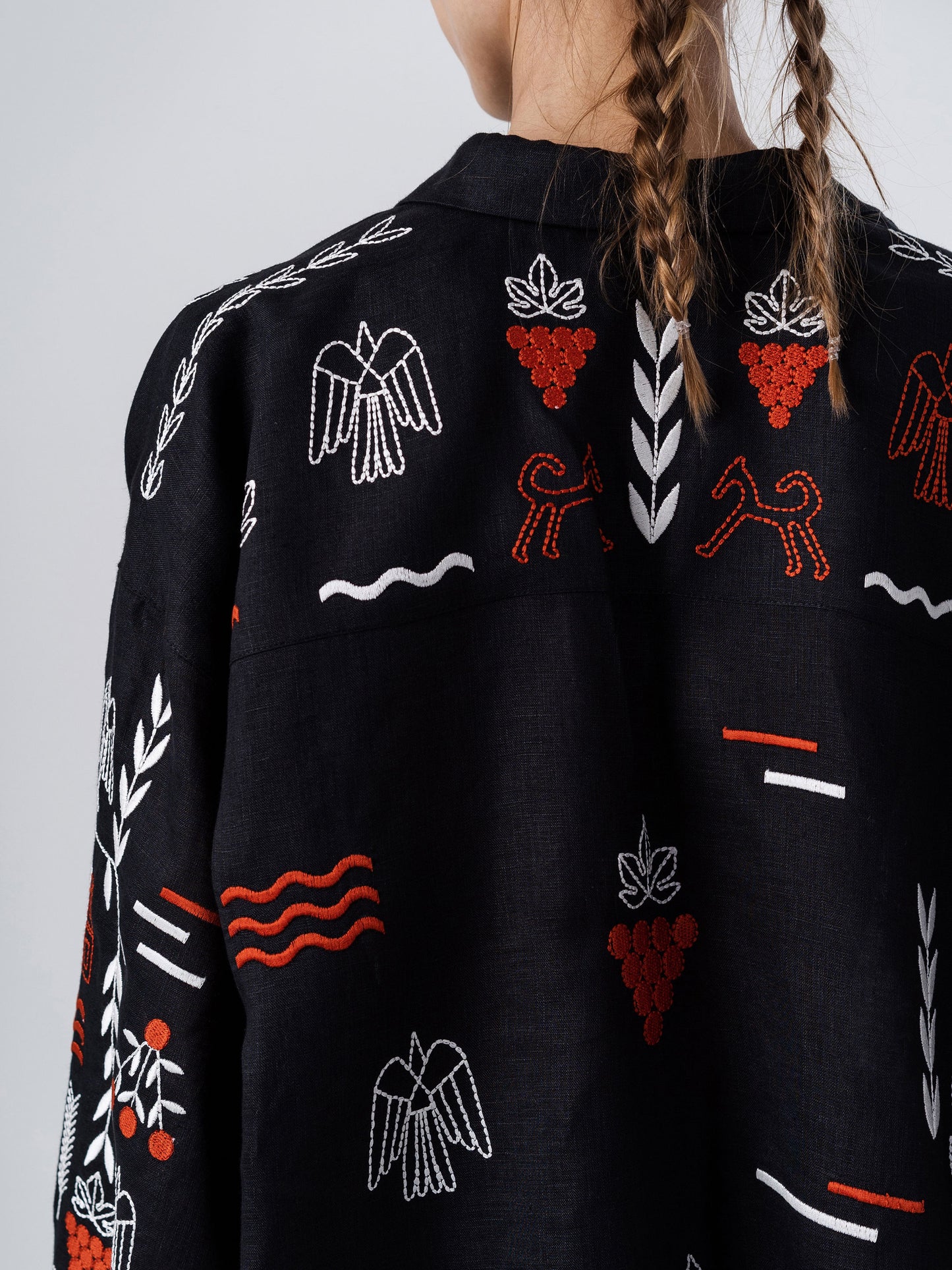 Black linen embroidered shirt SLOVO BLACK