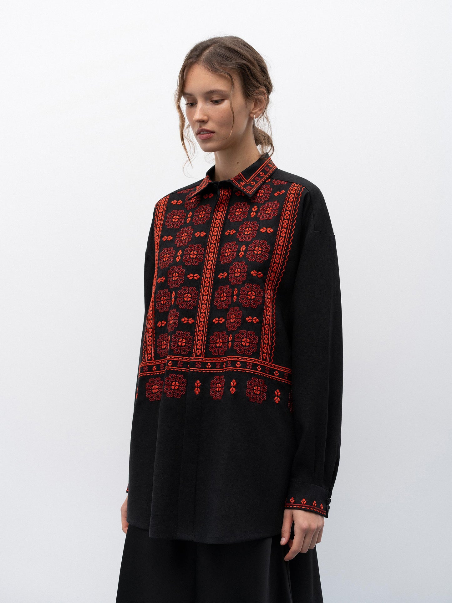 Black linen shirt with an embroidered ornament Nova Khata 1930