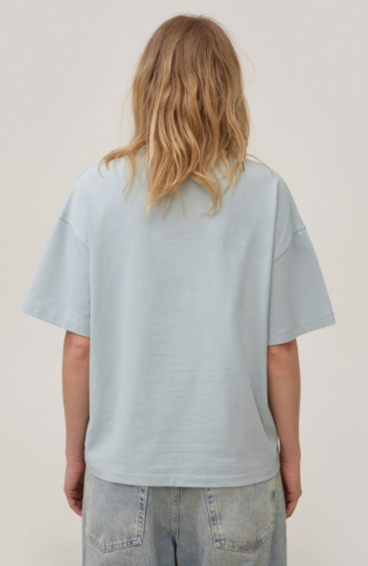T- shirt