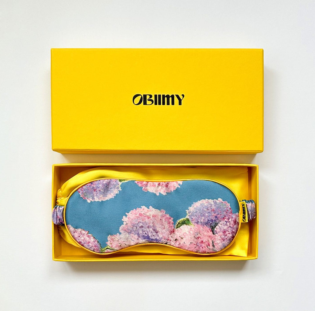 Sleep mask made of Italian silk “Sincere Feelings”