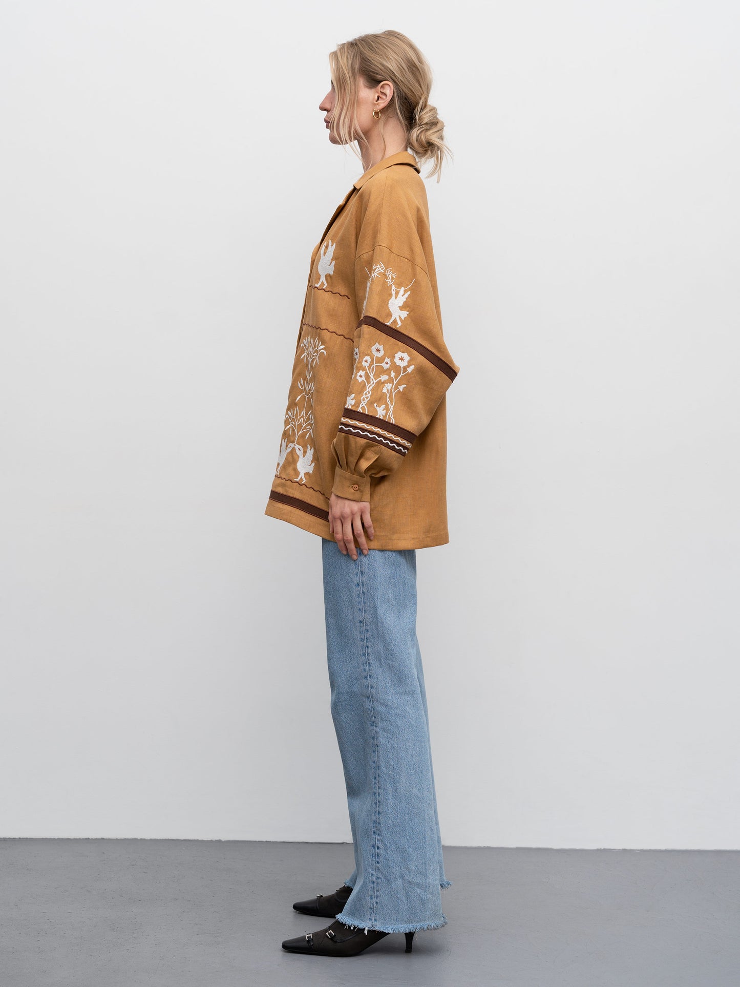 Women's embroidered shirt dedicated to Skovoroda Bayka