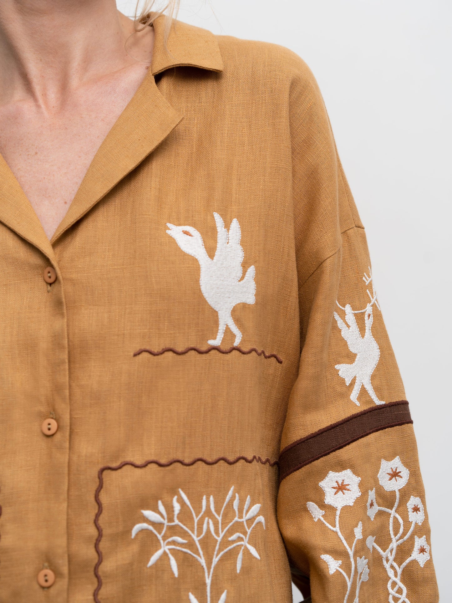 Women's embroidered shirt dedicated to Skovoroda Bayka