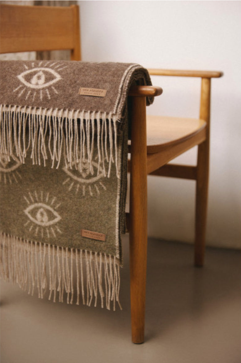 Scarf EYES