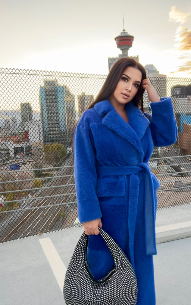 Eco-fur model crafted from 100% natural sheep’s wool