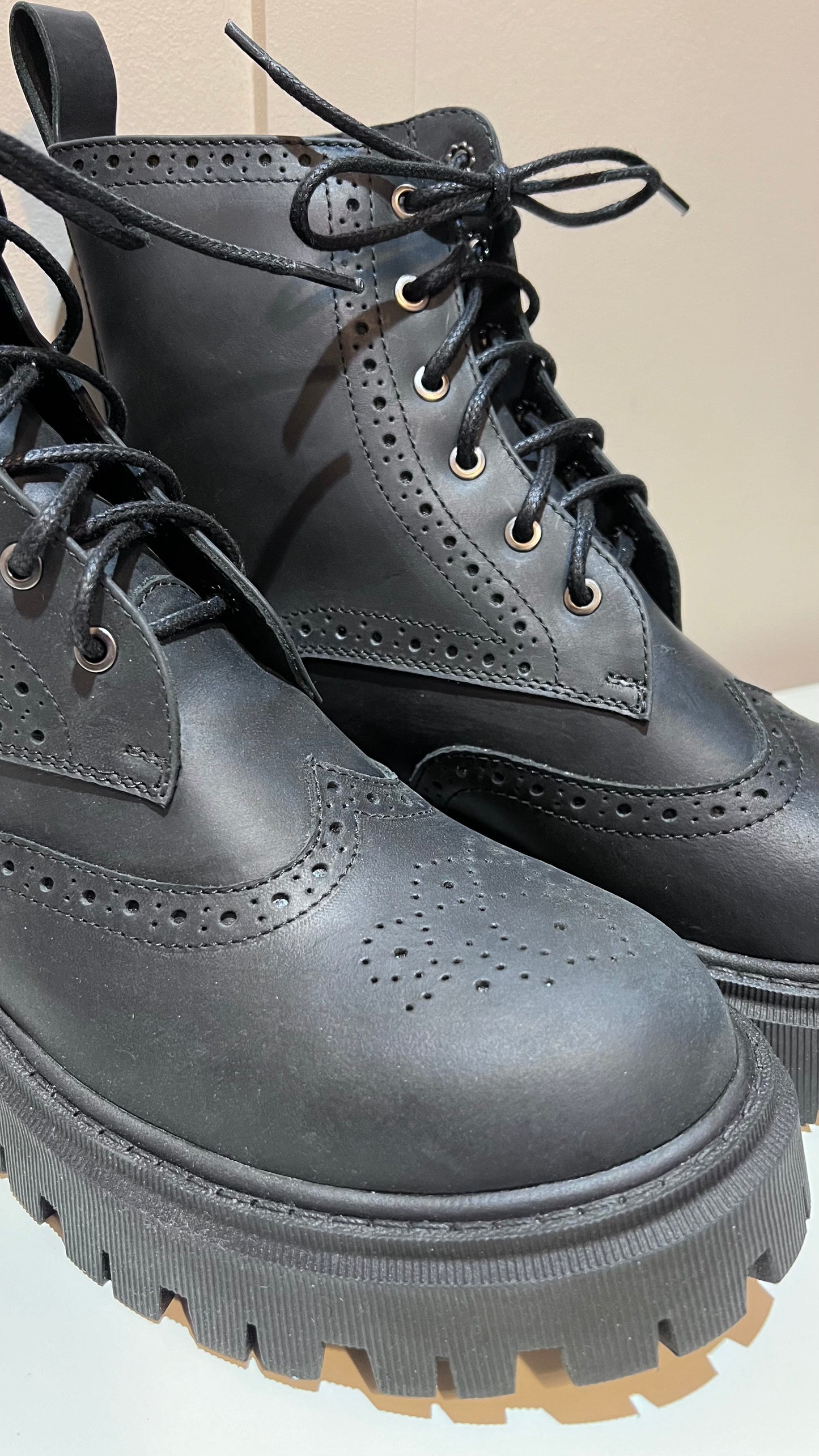 Black Crazy Horse Boots with Perforation