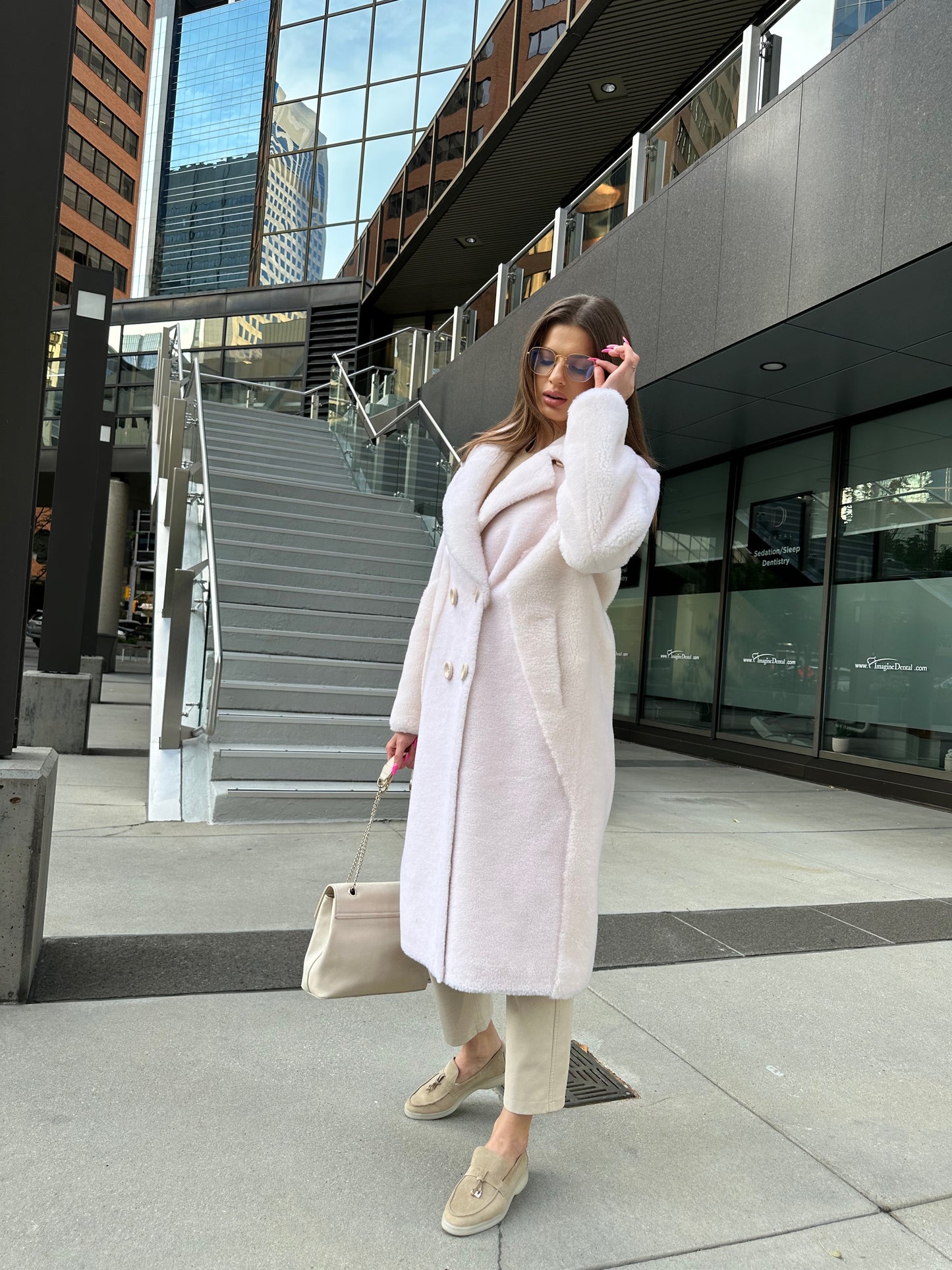 Oversized eco-fur crafted from 100% natural sheep’s wool | Beige, Yellow and Gray