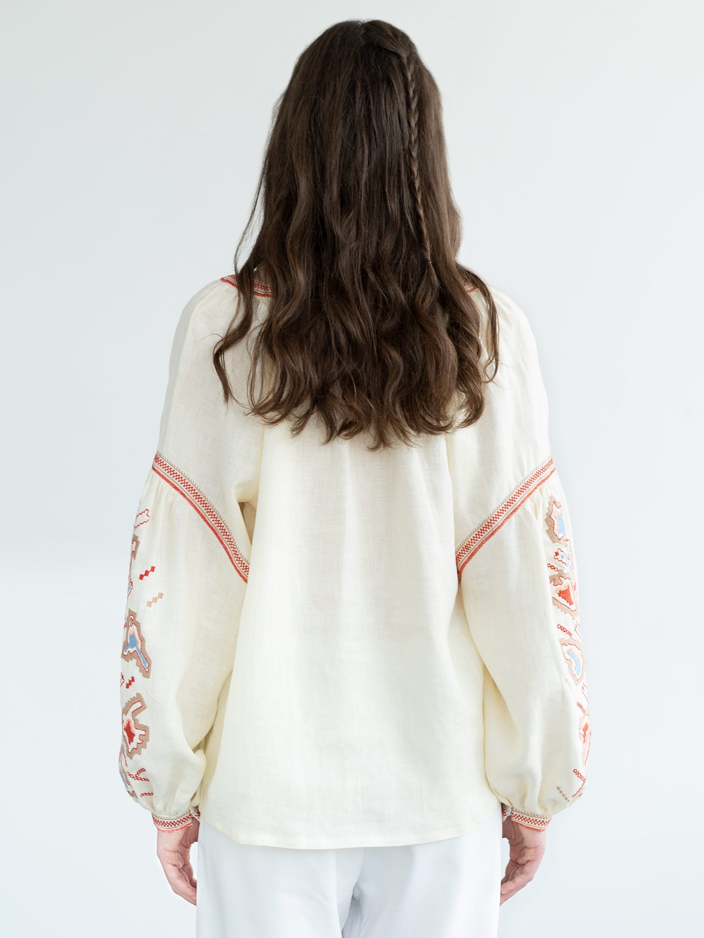Women's shirt with embroidery of Ukrainian cities-heroes Yednist