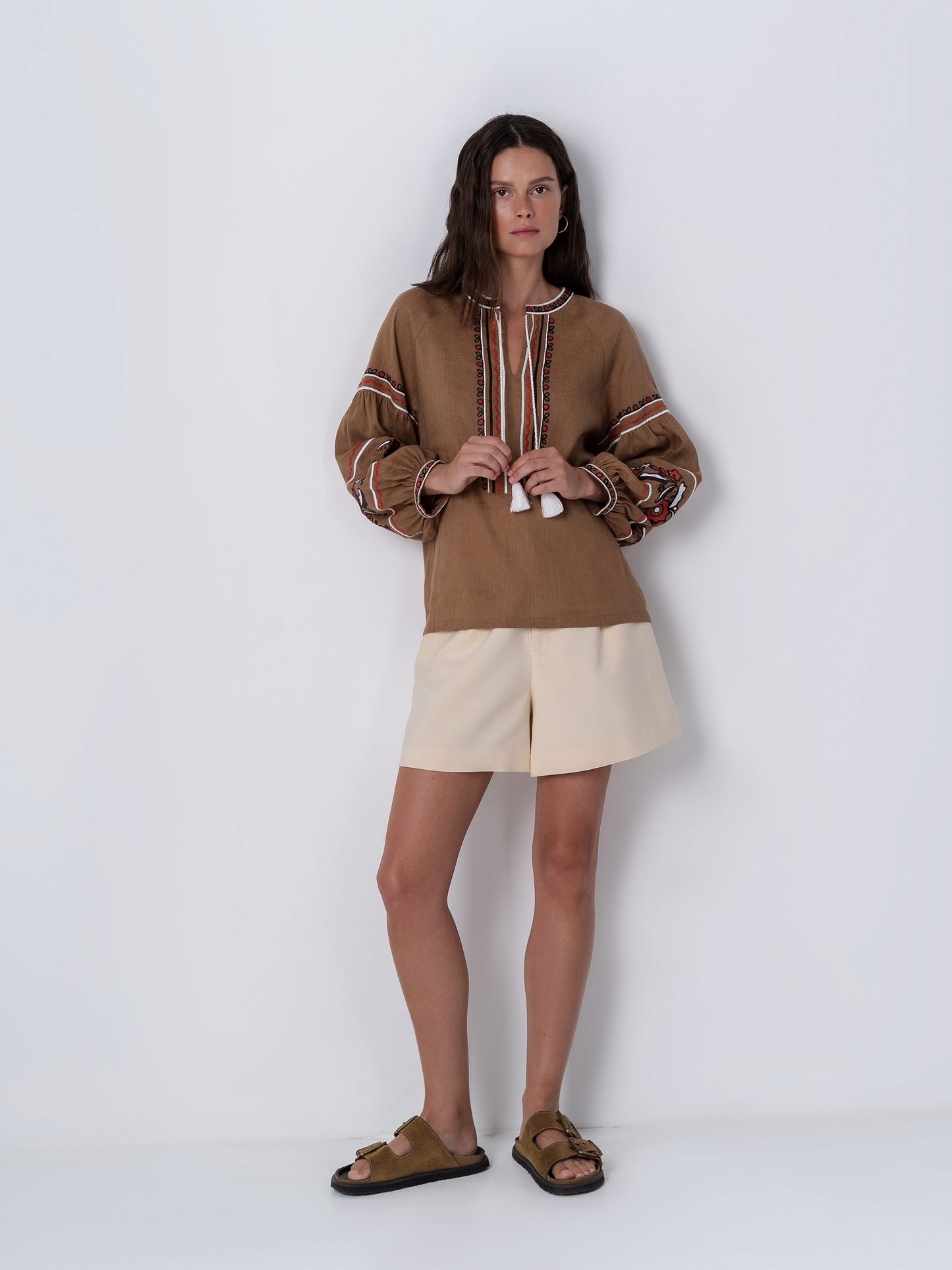 Embroidered linen shirt for women Grono