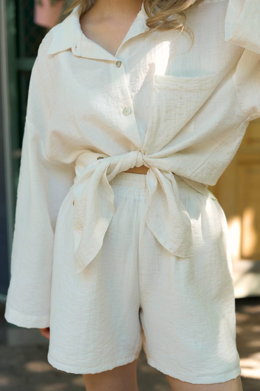 Set shirt and shorts