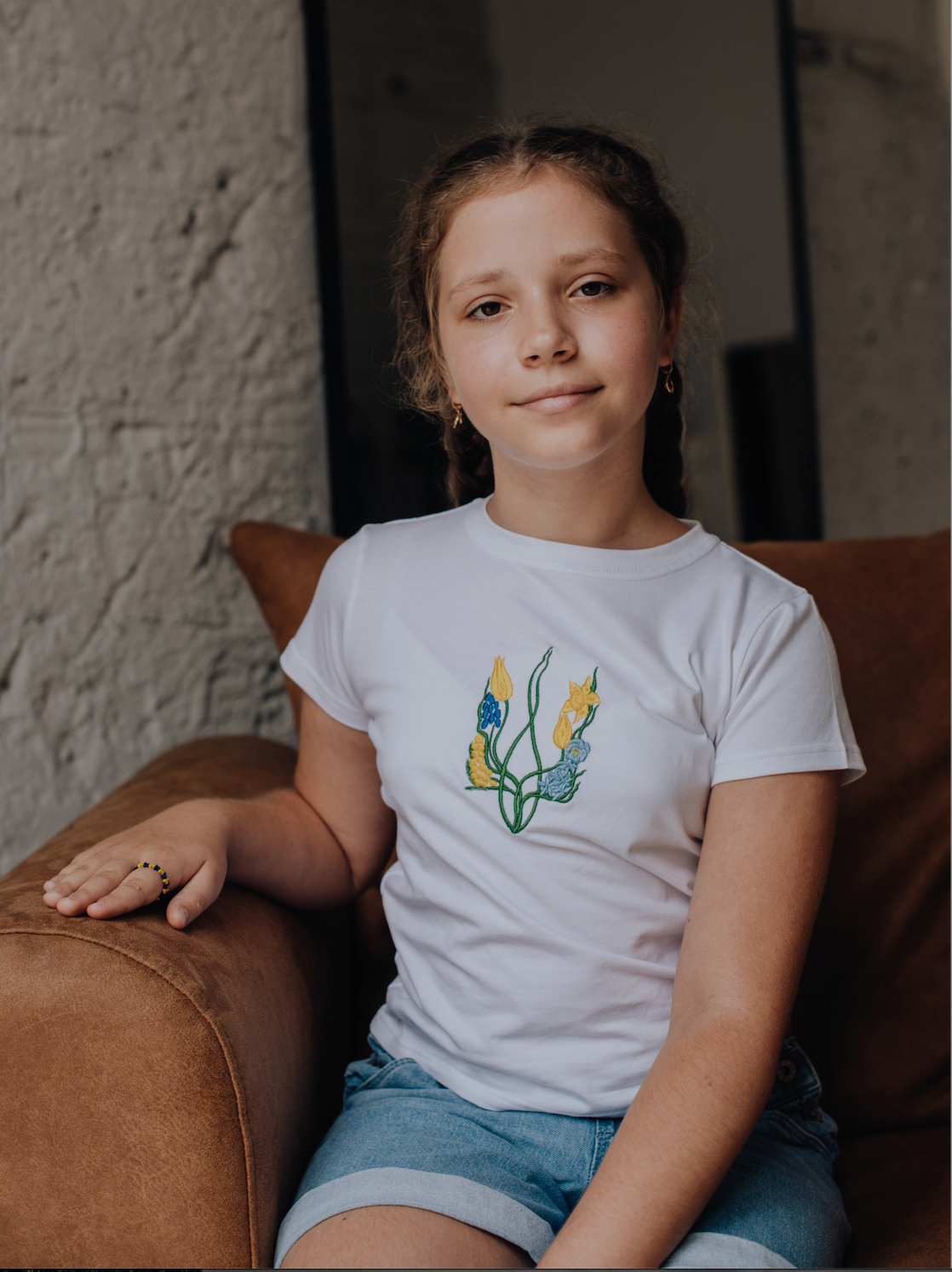 Kids T-shirt "Blossoming Trident"