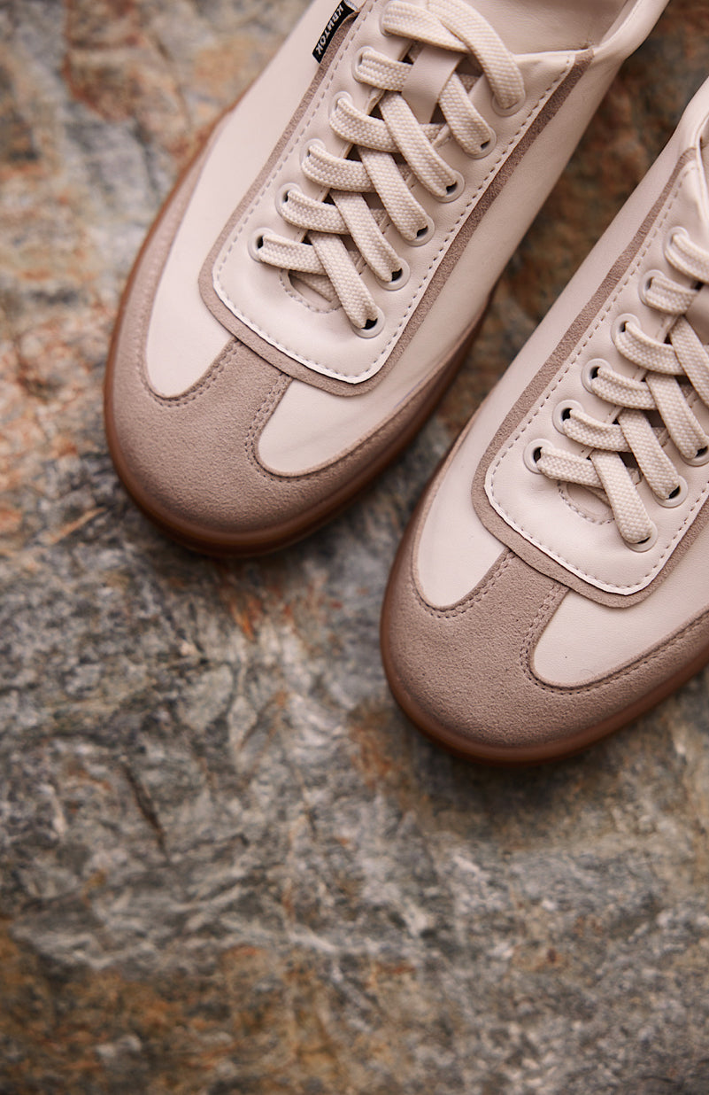 Sneakers Beige