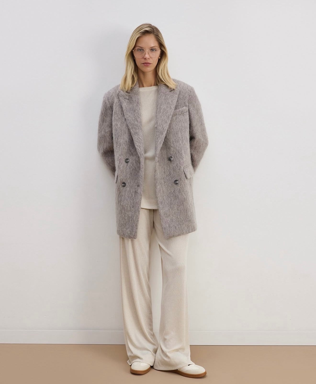 Double-breasted coat-jacket made of pile fabric