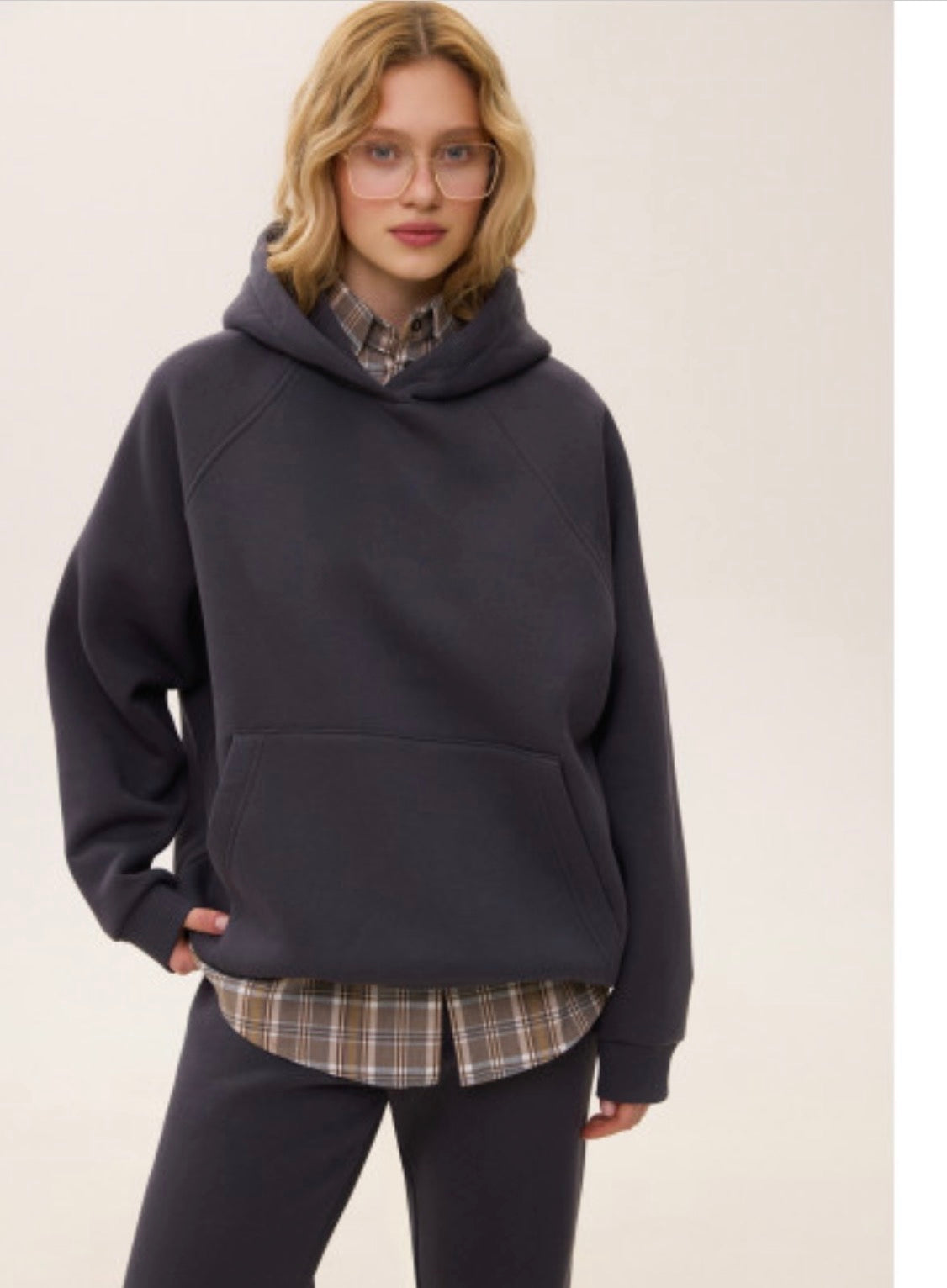 Basic Hoodie Graphite