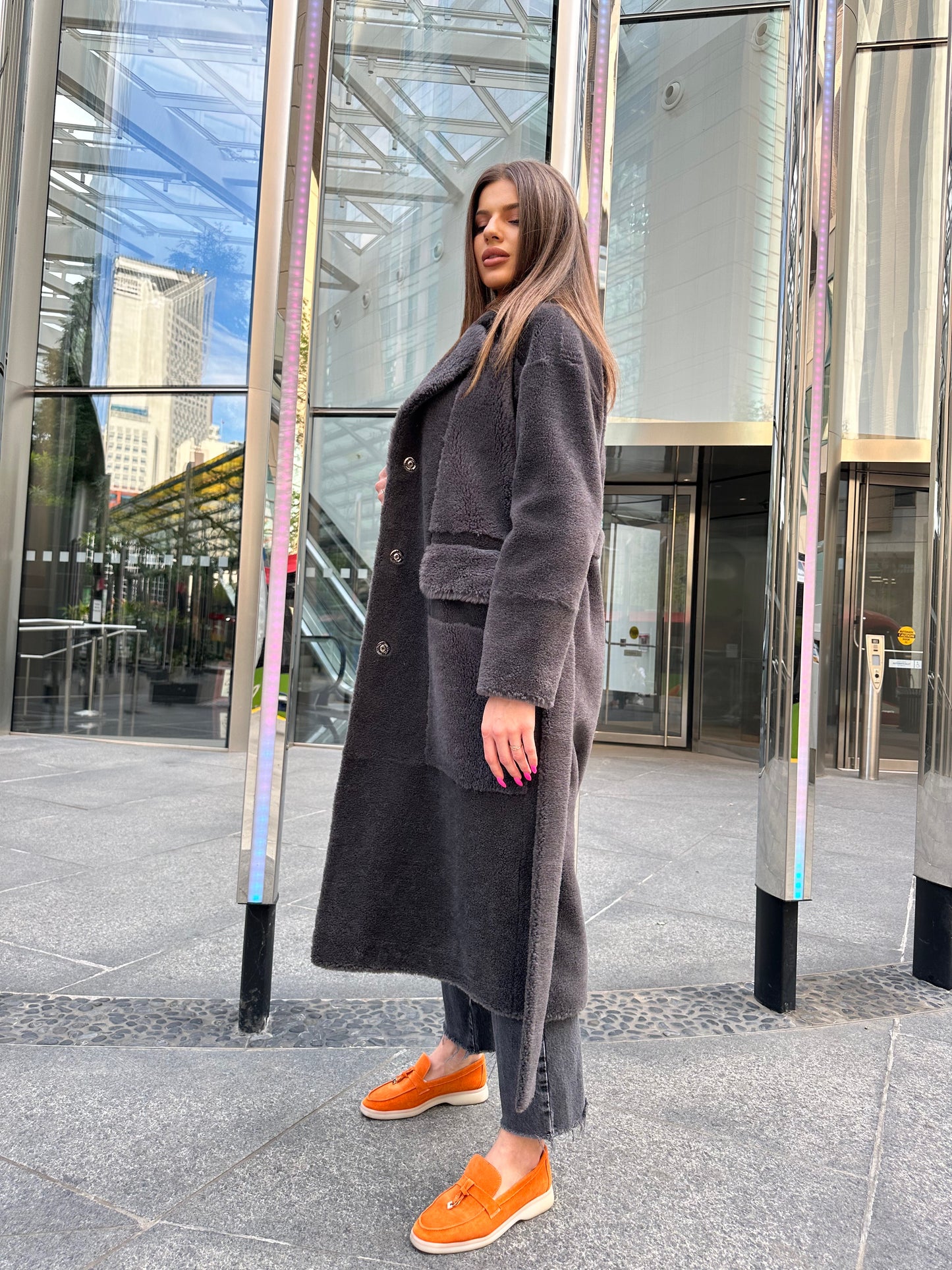 Elegant coat in grey color