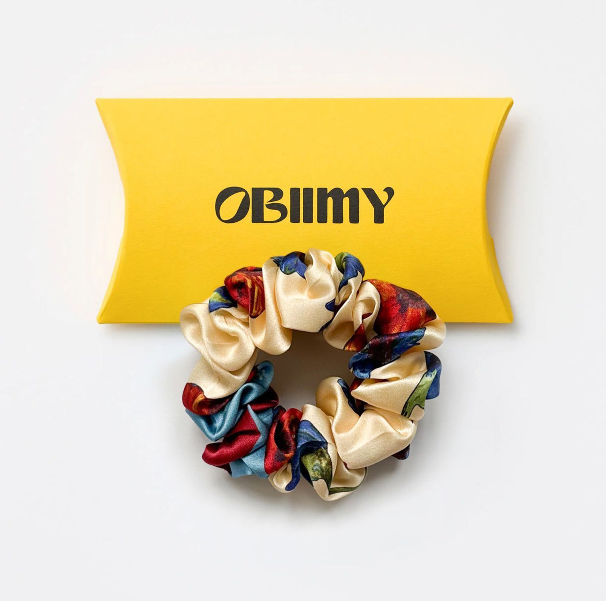 Silk scrunchie "Falling in love"