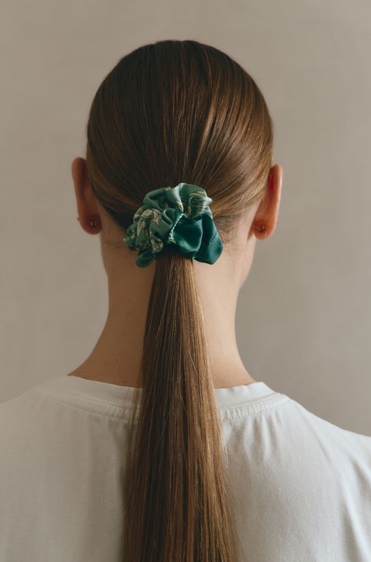 Silk scrunchie "Unity"