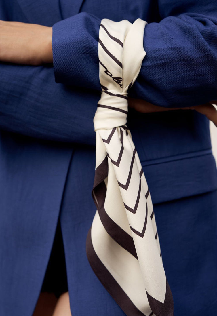 Premium silk scarf "From scratch"