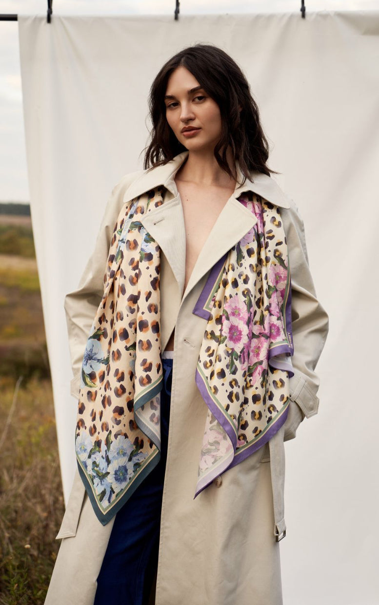 Premium silk scarf "A bold touch"