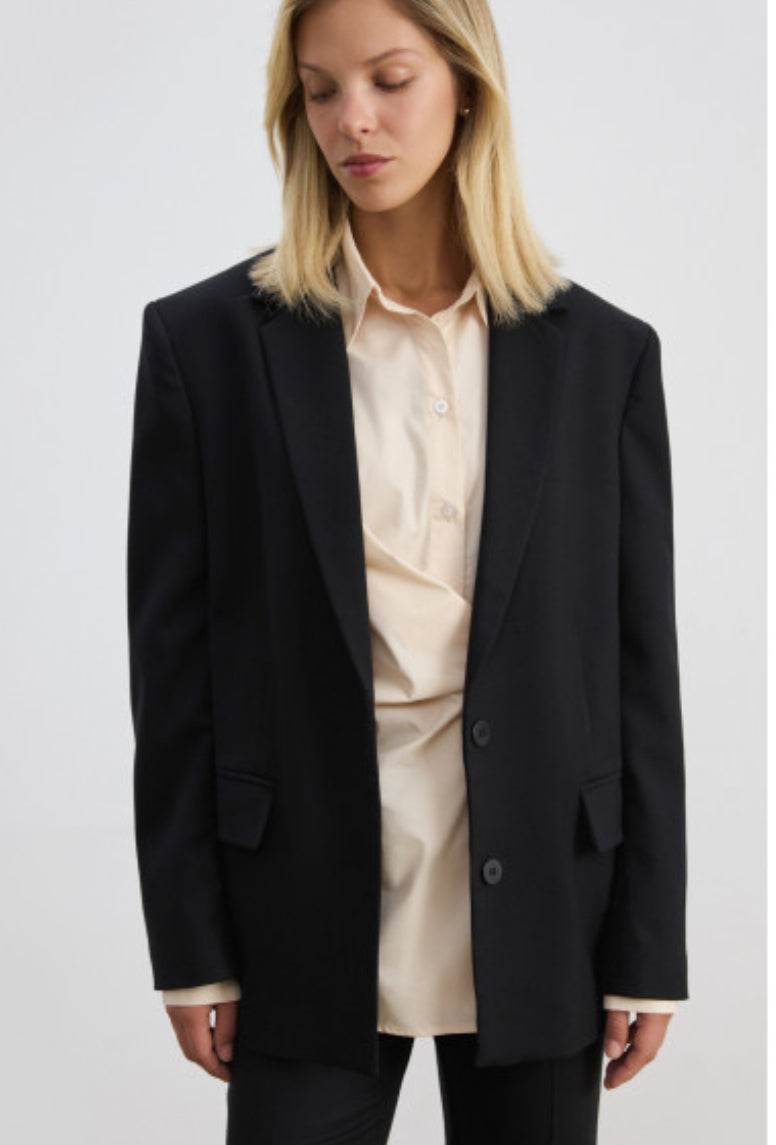 Women's basic jacket with zippers