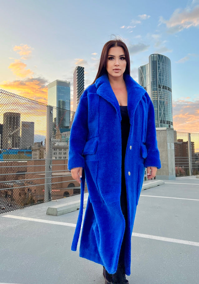 Eco-fur model crafted from 100% natural sheep’s wool