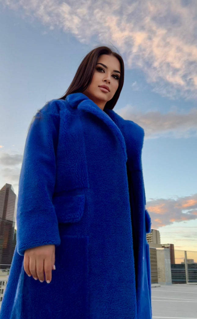 Eco-fur model crafted from 100% natural sheep’s wool