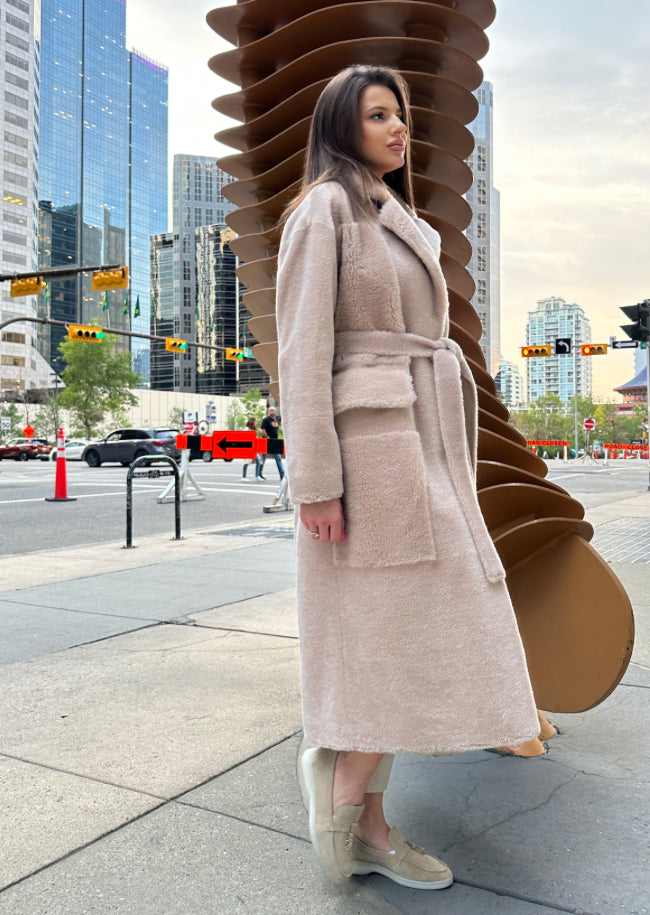 Eco-fur model crafted from 100% natural sheep’s wool