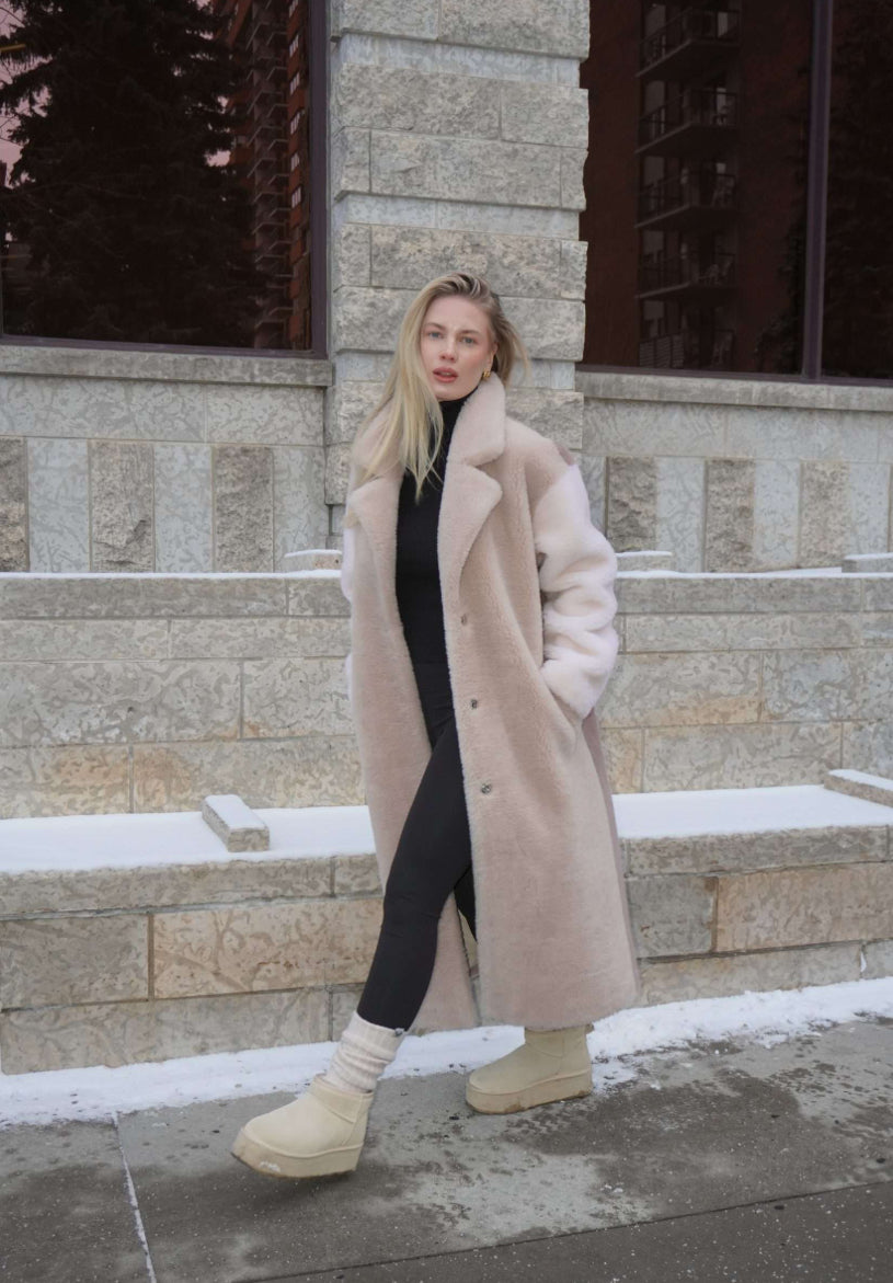 Very warm vegan fur-coat made of 100% natural wool