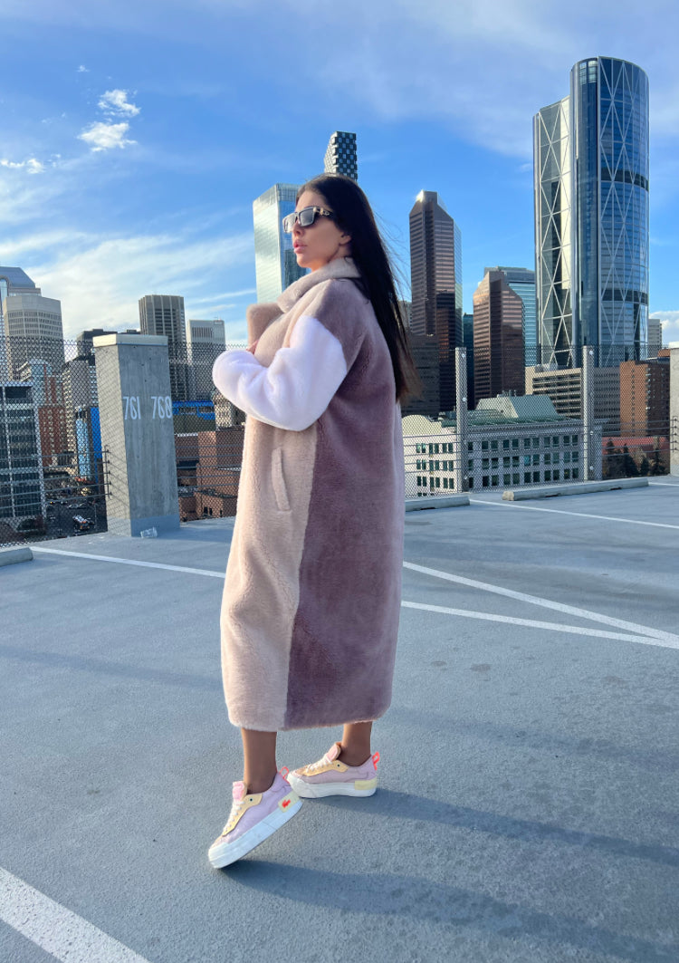 Very warm vegan fur-coat made of 100% natural wool