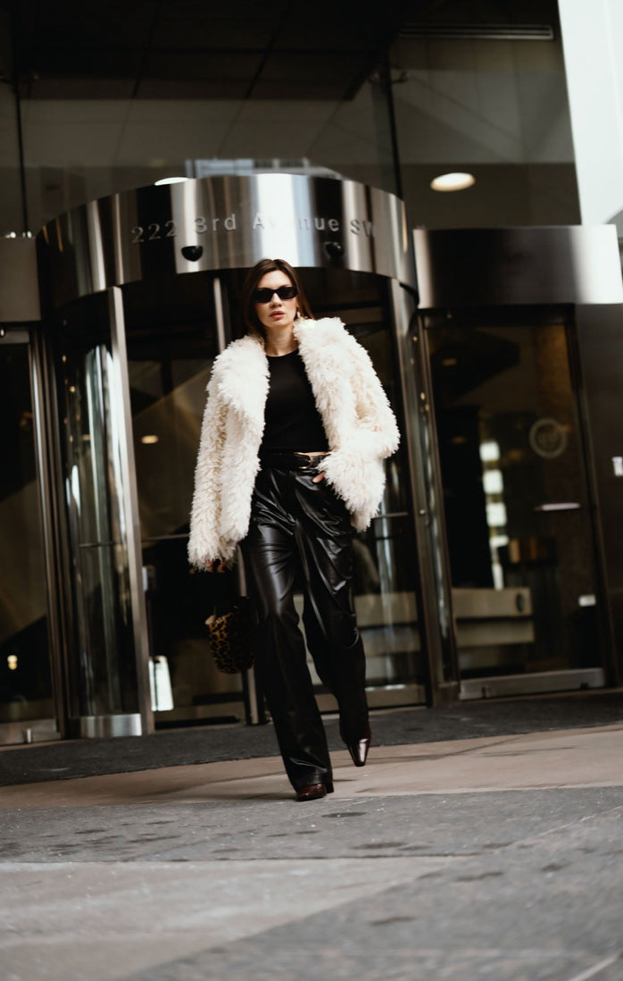 Feather Coat “Angel” – White (Short 65 cm Version)