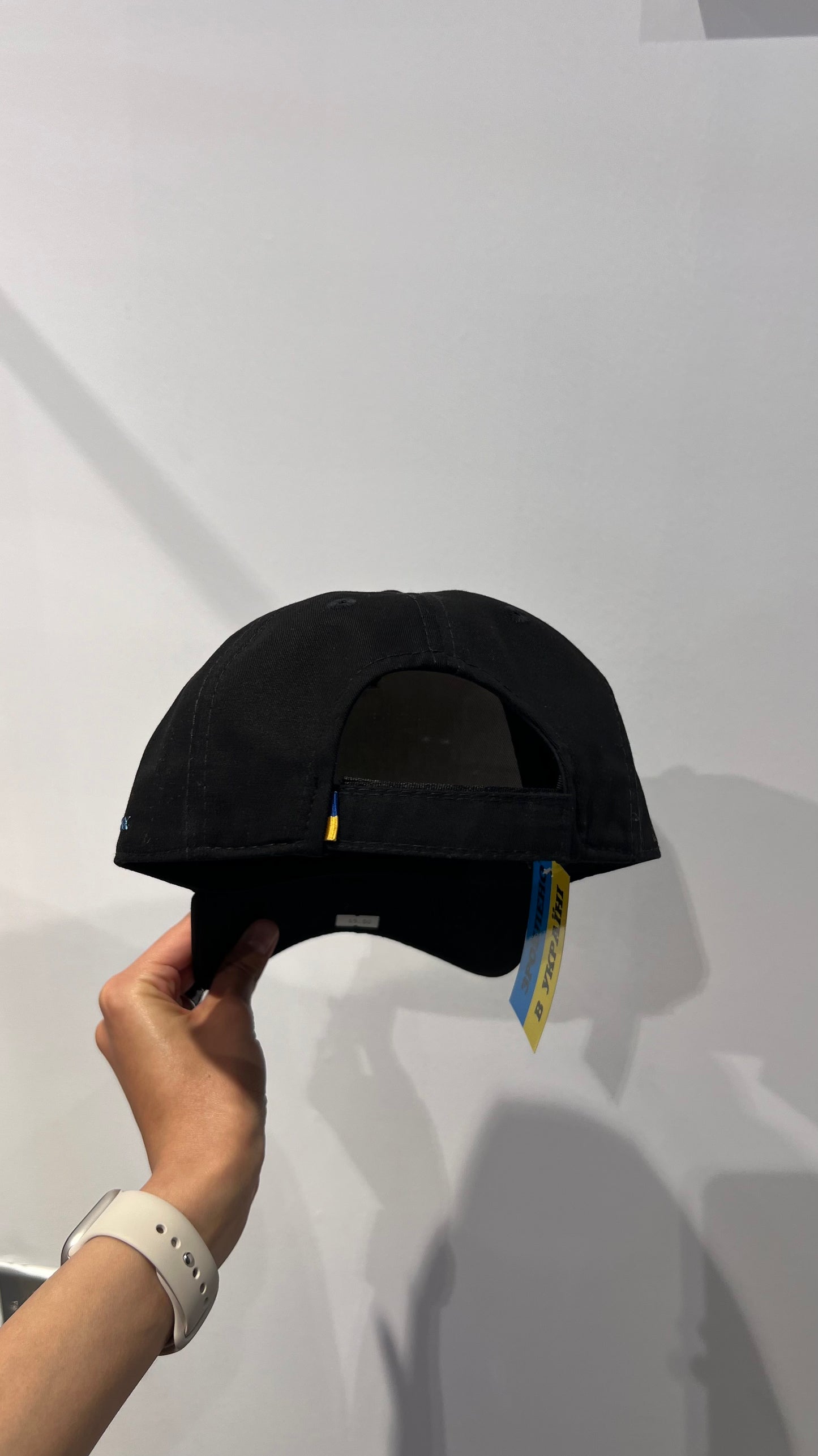 Cap black with ornaments