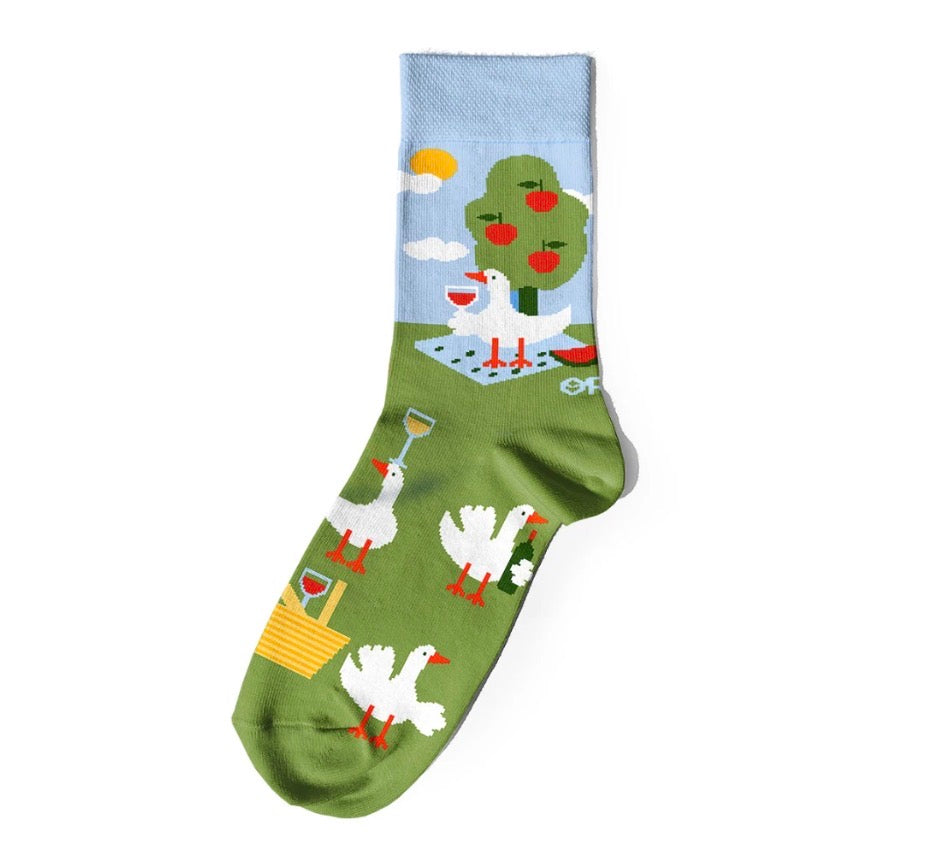 Socks "Wine-Loving Geese" green