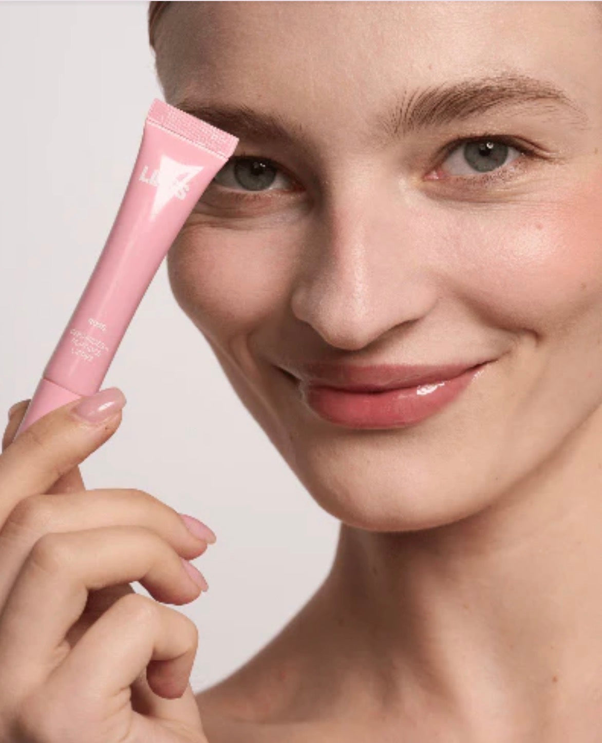 Lipper Rose