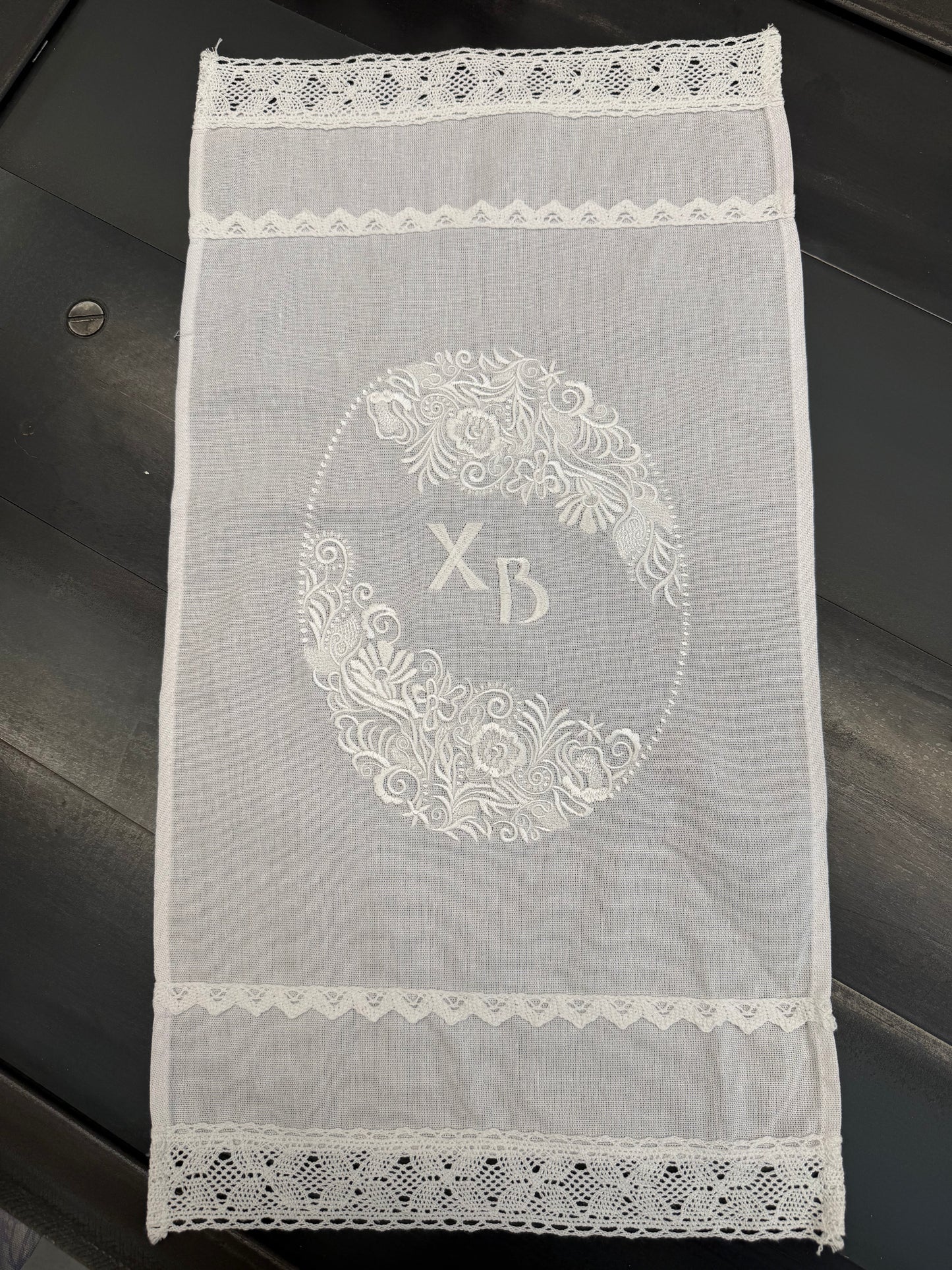 Easter Linen Napkin with Embroidery