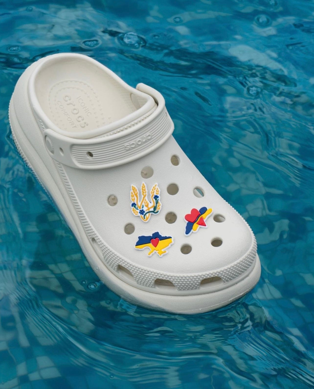 Jibbitz for Crocs "Symbols of Brave People" Limited Edition