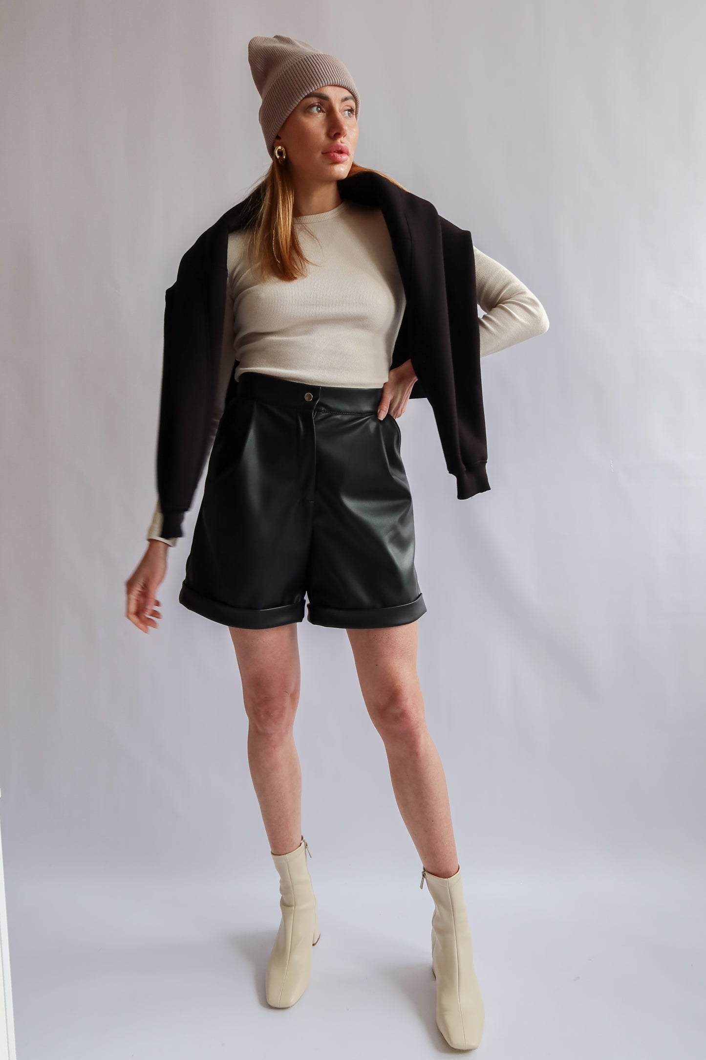 Shorts eco leather