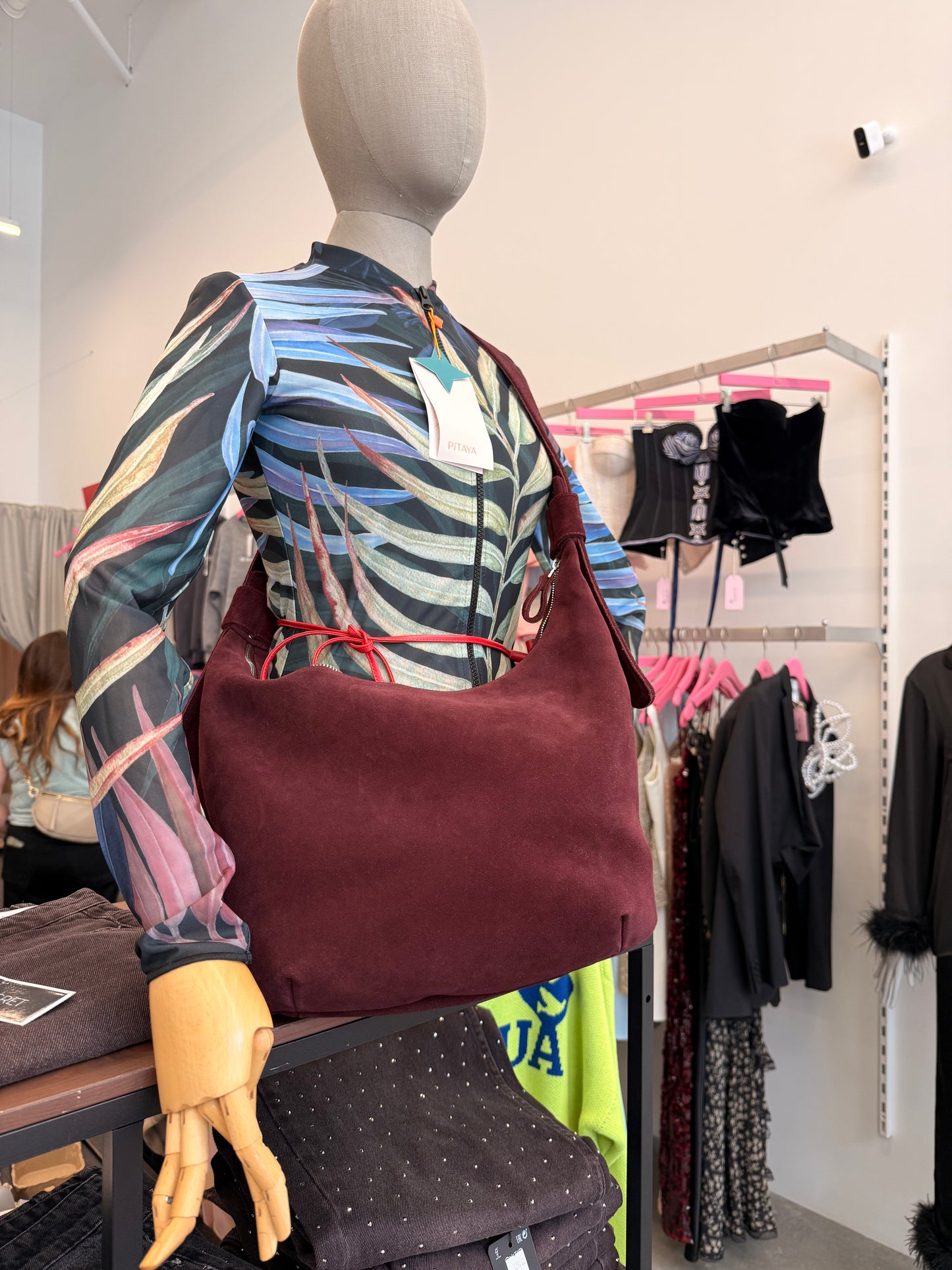 Suede Hobo bag (bordeaux)