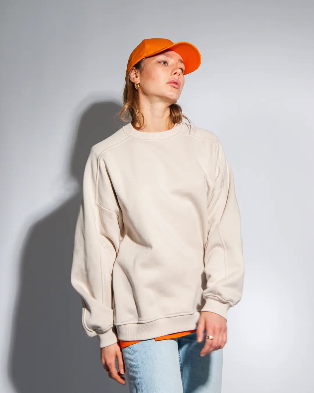 Sweatshirt with insulation