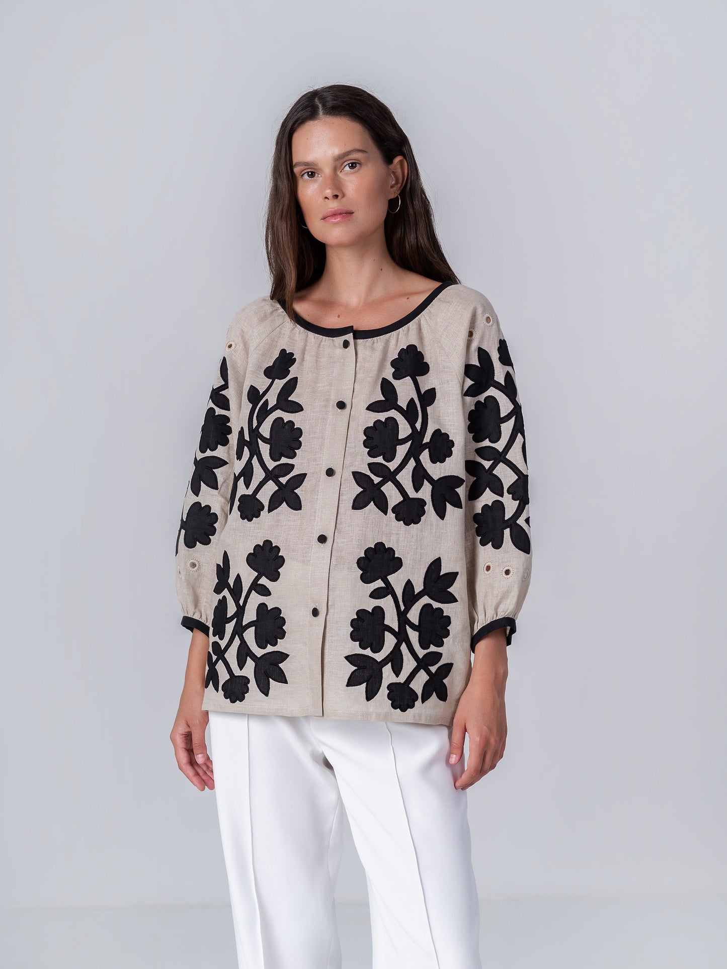 Linen blouse with applique Zagadka Black