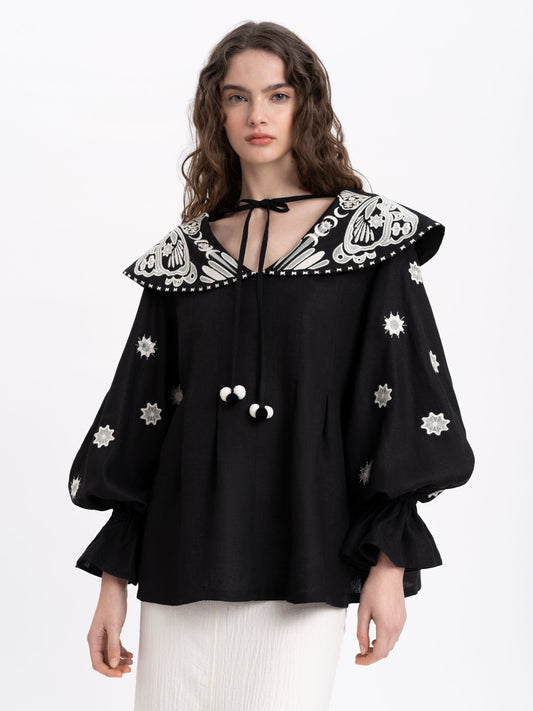 Linen embroidered blouse with a wide collar "Lehit"