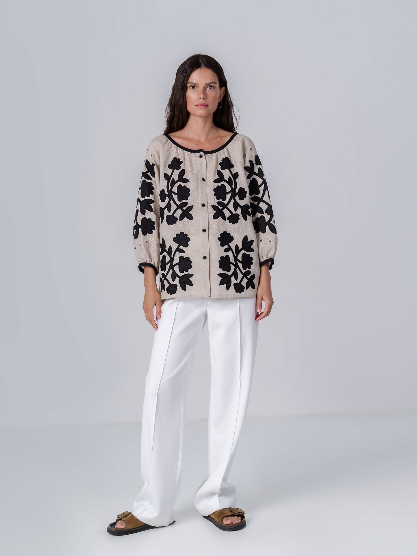 Linen blouse with applique Zagadka Black