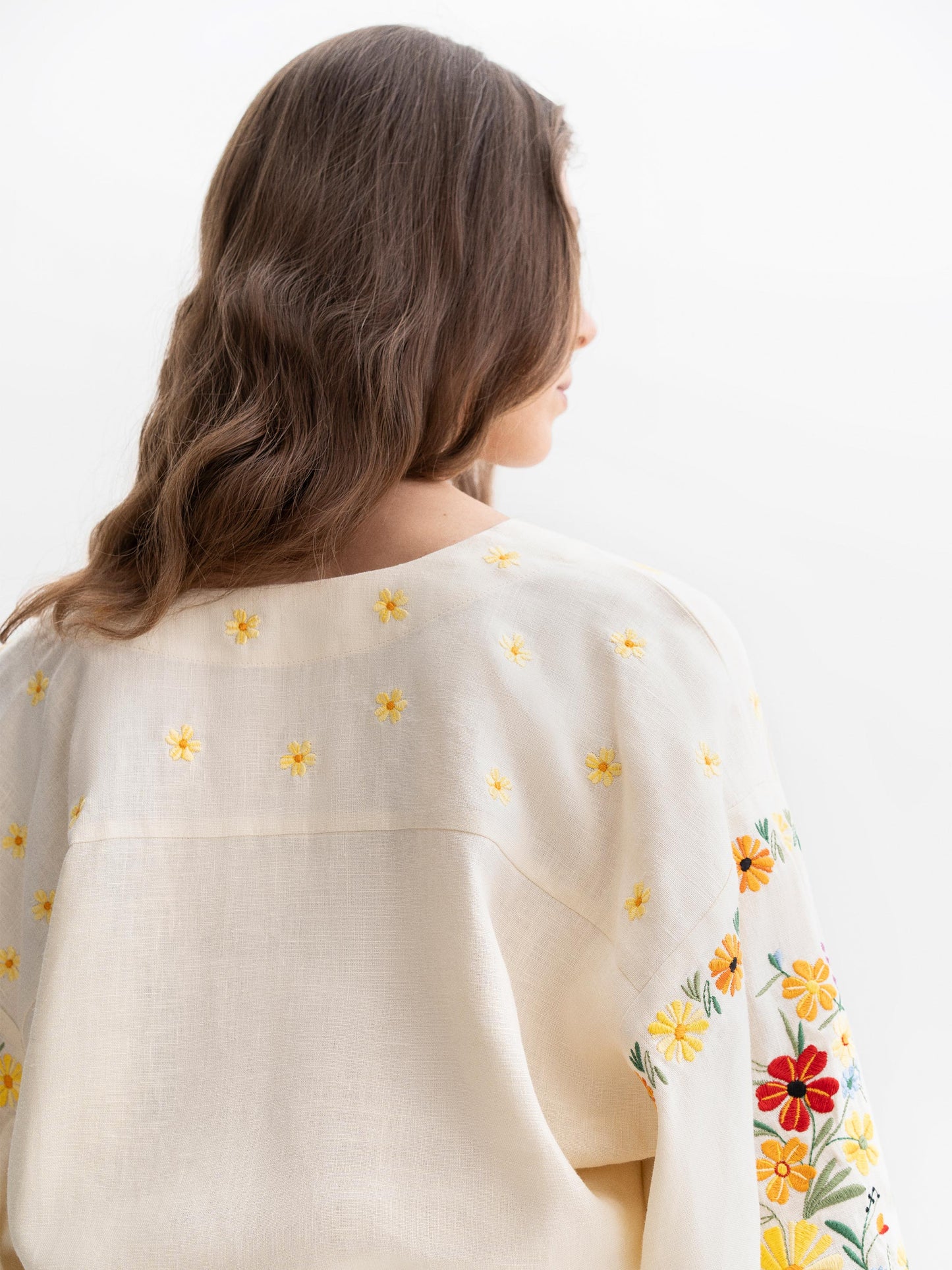 Light linen embroidery Budzhak