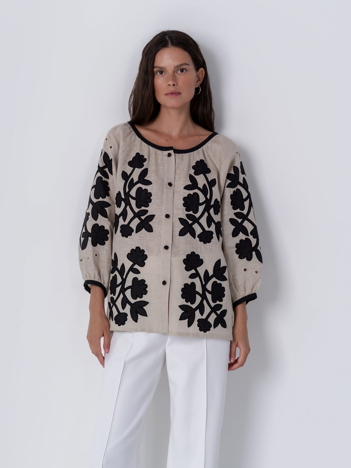 Linen blouse with applique Zagadka Black