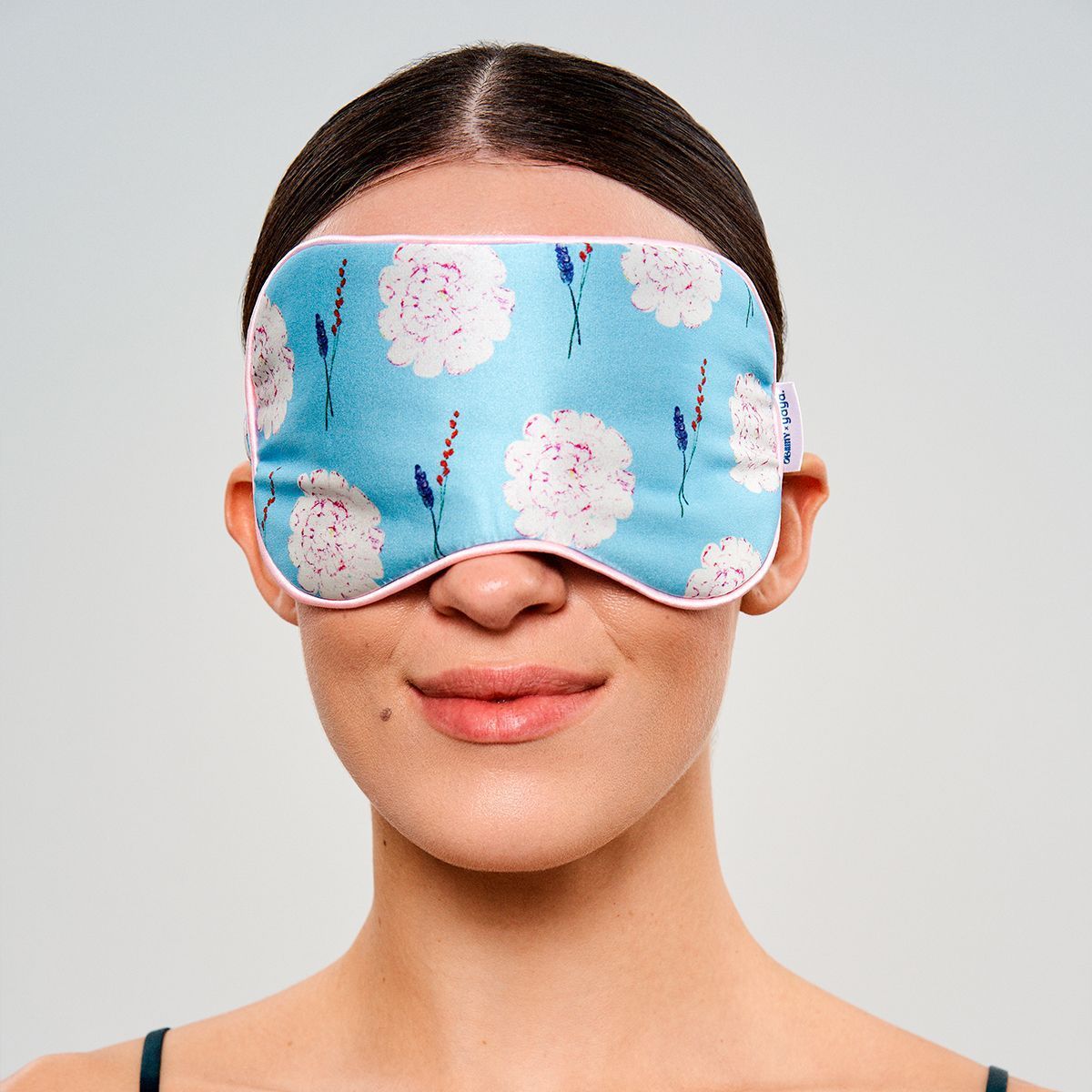 Italian silk sleep mask “Tenderness”