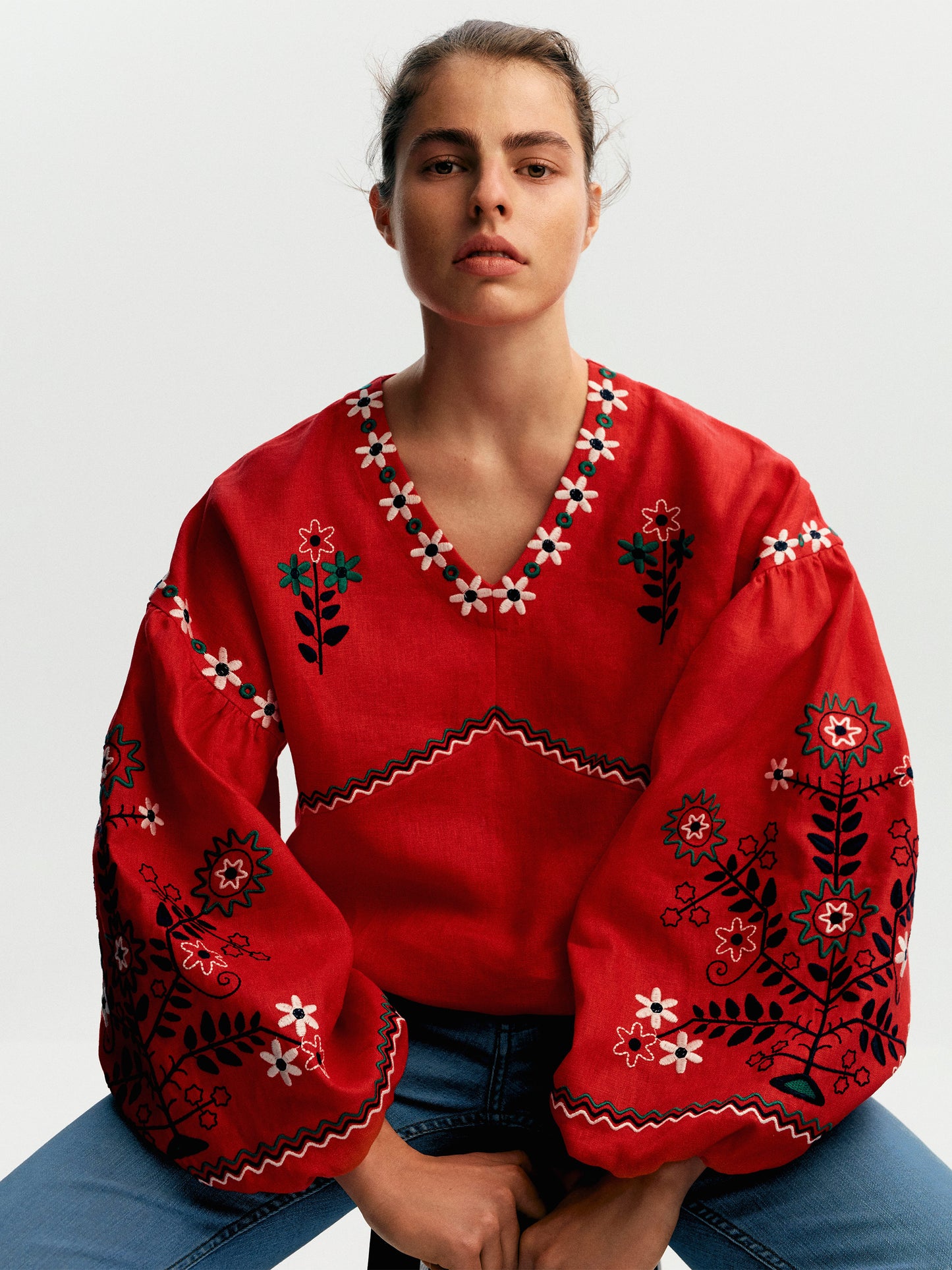 Women's embroidery shirt with floral Obriy Red