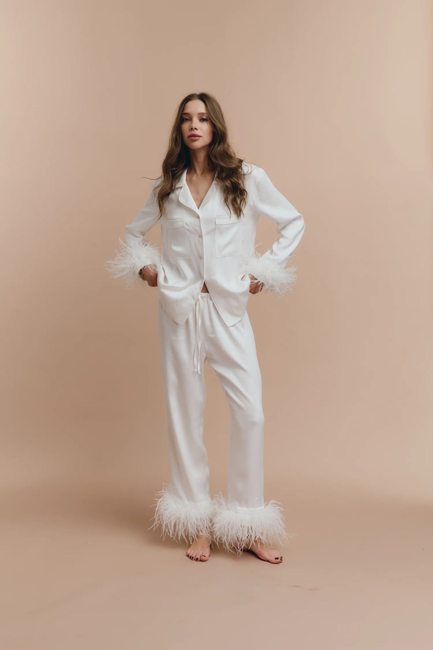 EMILY PJS - WHITE FEATHERS WITH PANTS